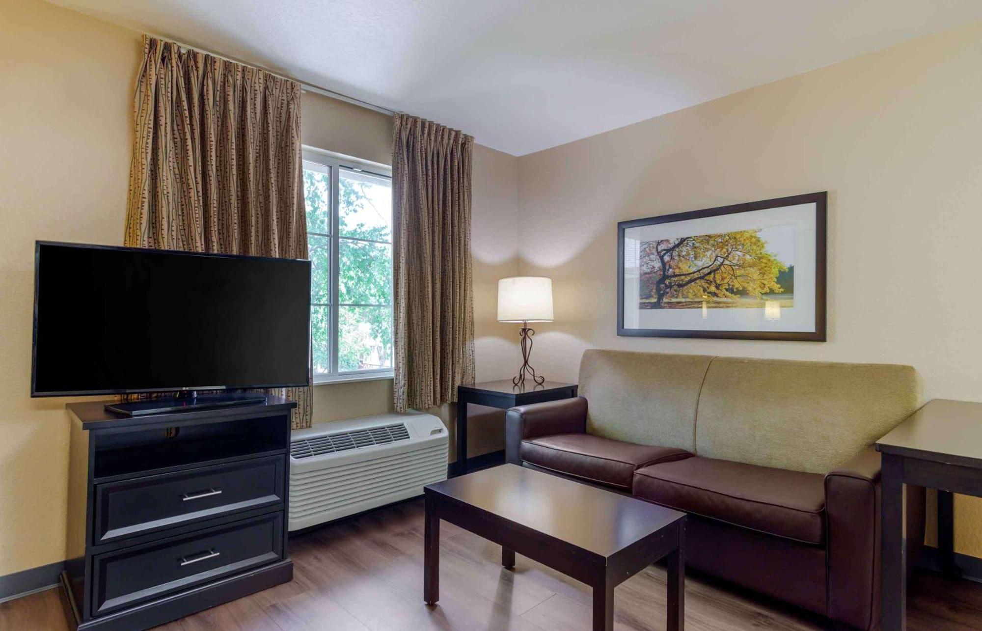 Extended Stay America Select Suites - Atlanta - Perimeter - Peachtree Dunwoody Exterior photo